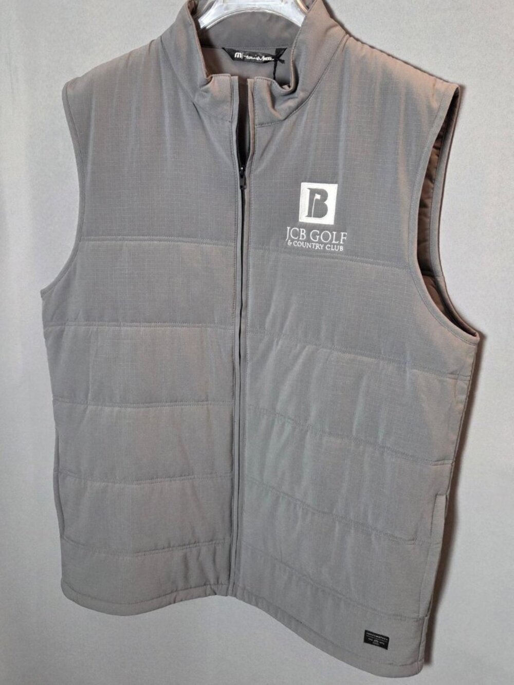 TravisMathew Golf Vest Men’s XL Gray Full Zip Performance NWT JCB Country Club